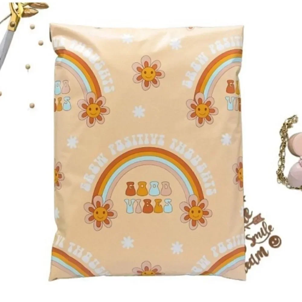 Poly mailers Mixed sizes 35 poly mailers 35 stickers